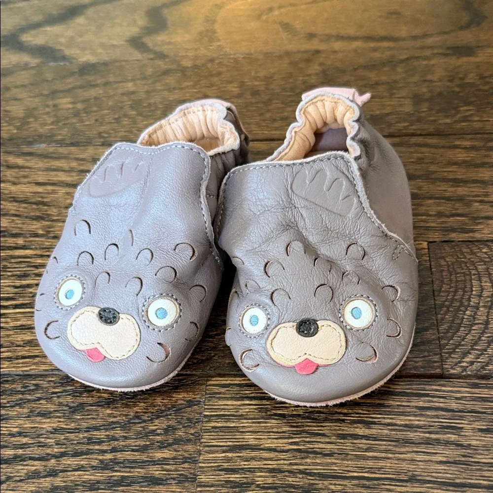 Easy Peasy Brown Leather   Slip-On moccasins. Very good condition